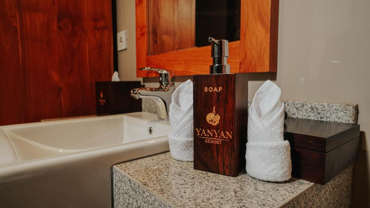Yanyan Resort Ubud Buitenkant foto